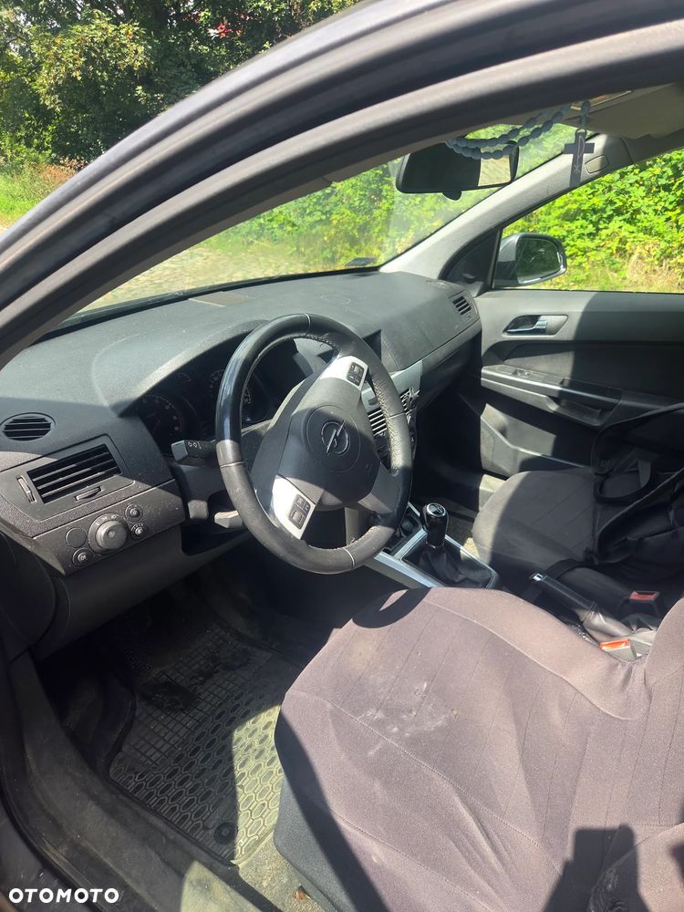 Opel Astra 1.6 Cosmo EU6 - 9
