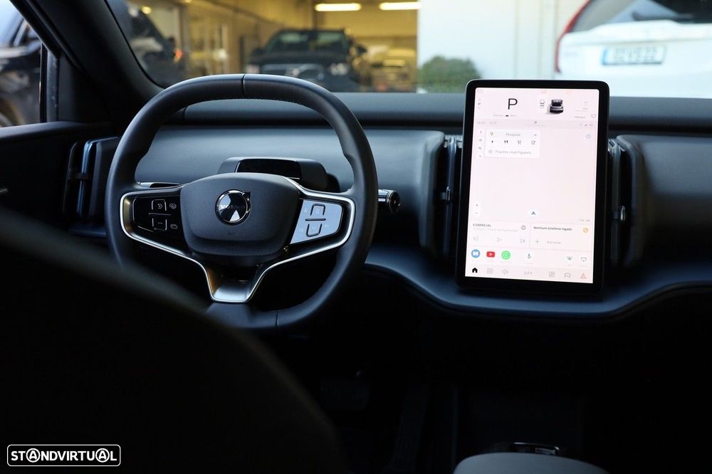 Volvo EX30 69 kWh Single Motor Extended Range Core - 18