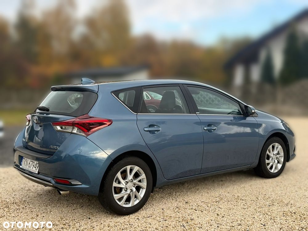 Toyota Auris 1.2 T Dynamic - 3