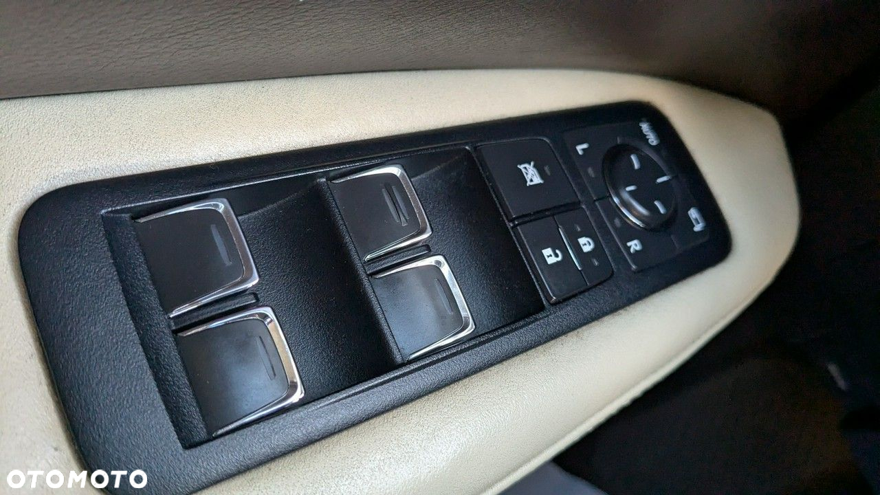 Lexus RX - 37