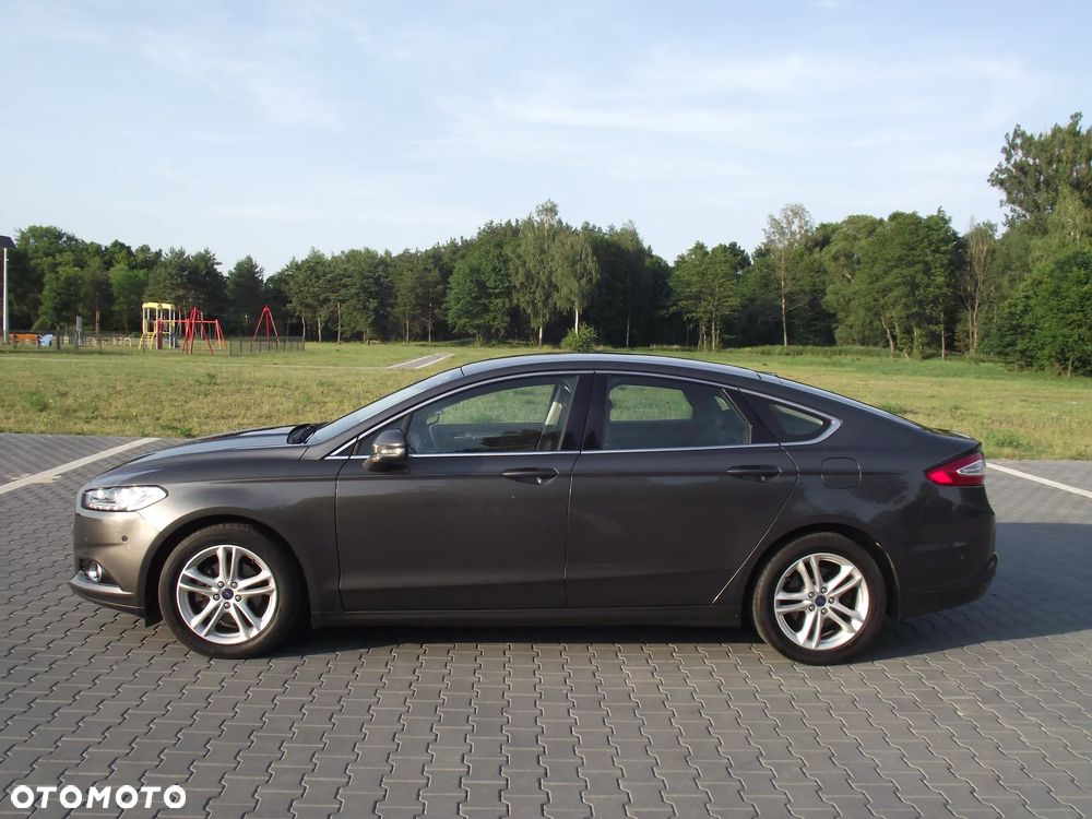 Ford Mondeo 2.0 TDCi Titanium PowerShift - 4