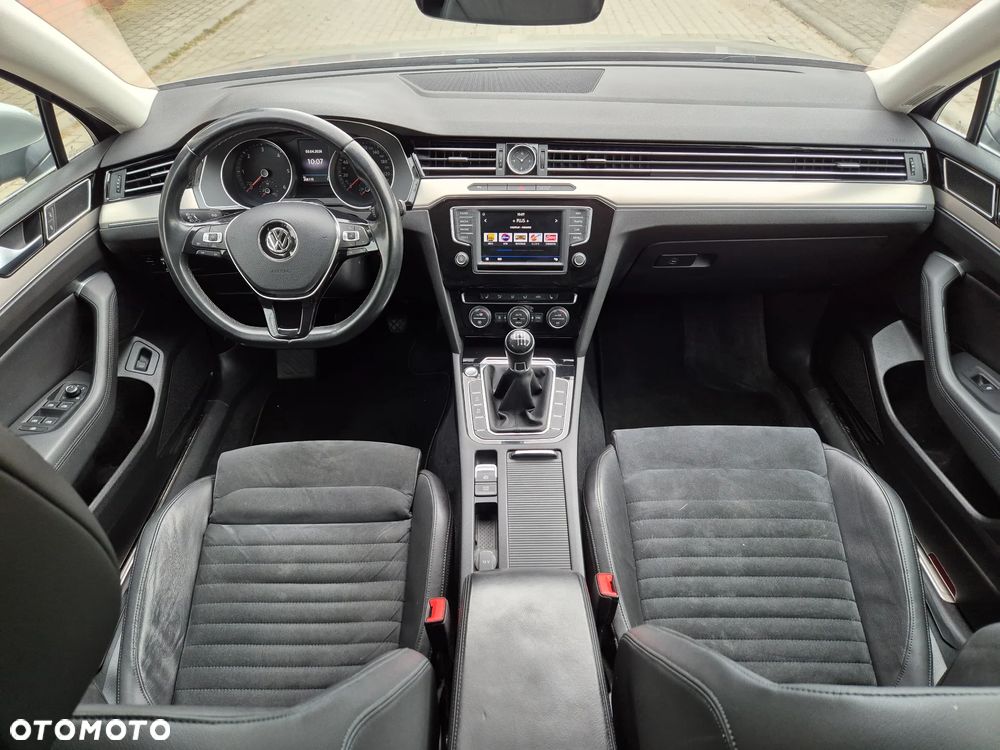 Volkswagen Passat 2.0 TDI BMT Highline - 12