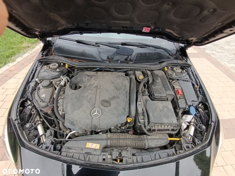 Mercedes-Benz CLA - 40