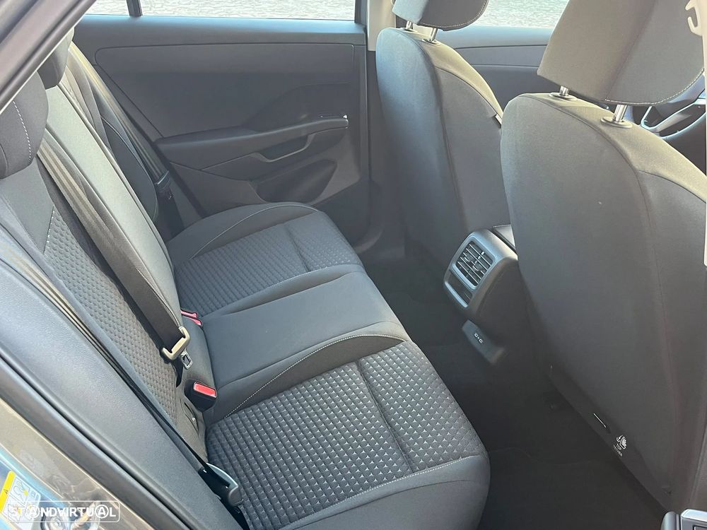 VW T-Roc 1.5 eTSI Trend DSG - 45