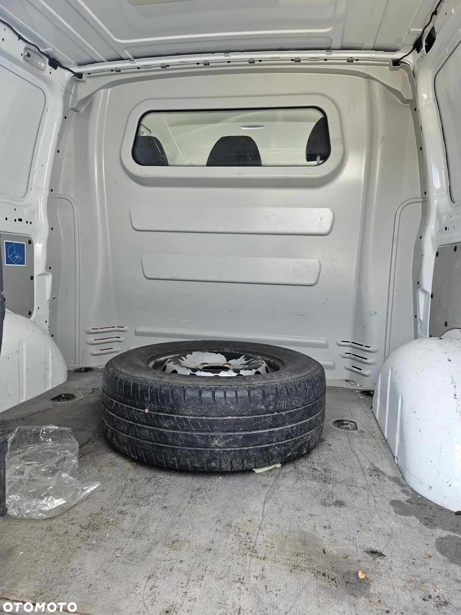 Mercedes-Benz VITO 116CDI  BRYGADÓWKA 6-OSOBOWY - 19