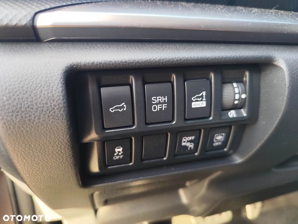 Subaru Forester 2.0ie Lineartronic Platinum - 11