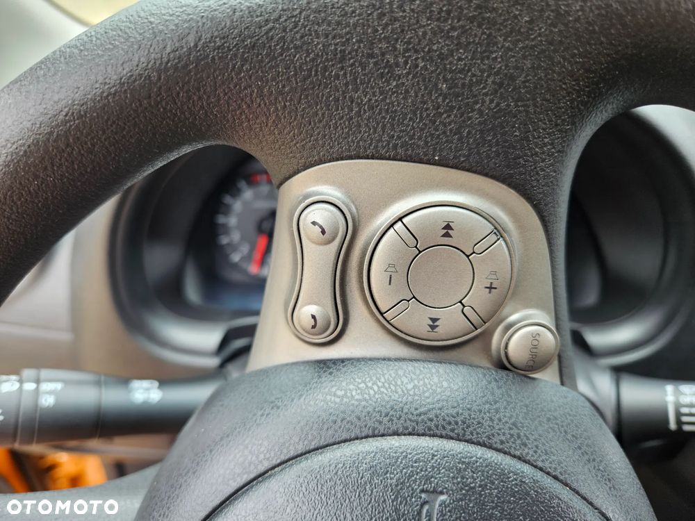 Nissan Micra 1.2 Visia AC/CD - 16