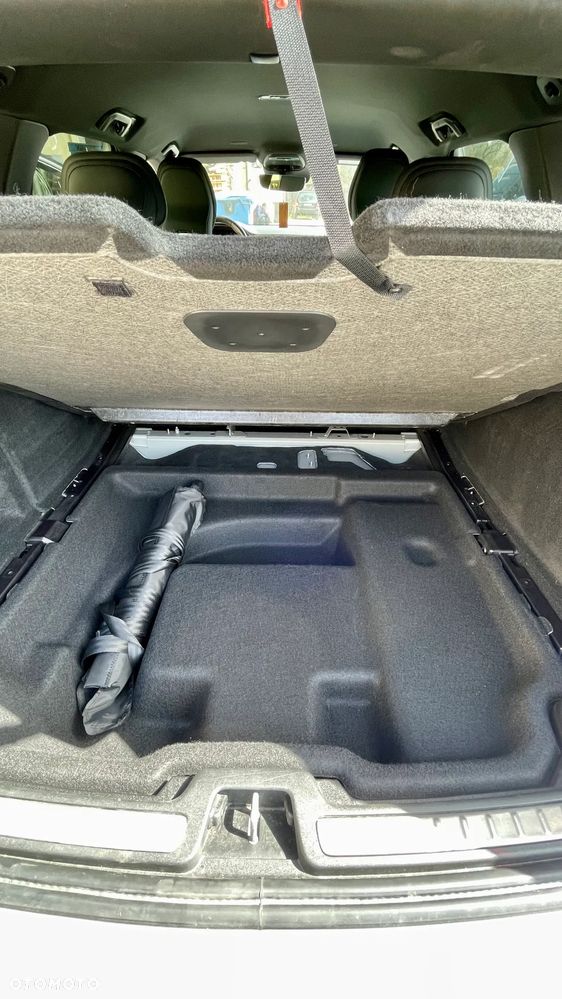 Volvo V60 B3 B R-Design - 19