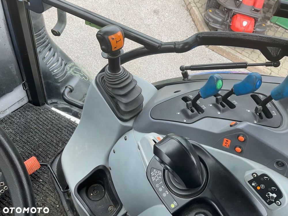 New Holland T5.120 EC - 4