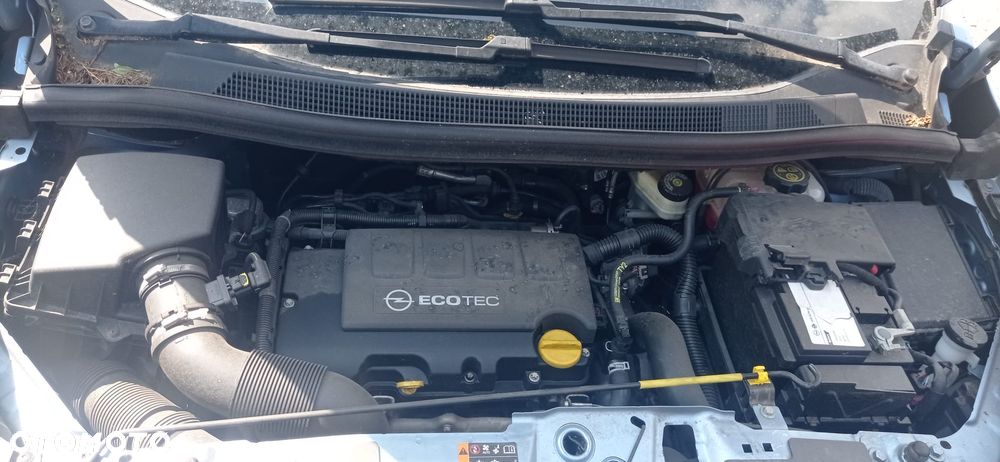 Opel Meriva 1.4 T Cosmo - 15