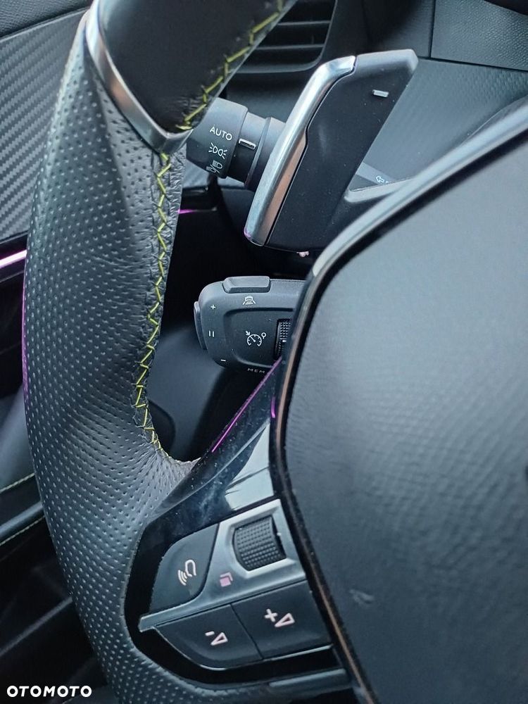 Peugeot 2008 PureTech 130 GT S&S EAT8 - 25