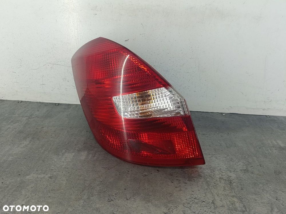 LAMPA TYLNA LEWA SKODA FABIA II FL ZSB5J6945095 HATCHBACK - 6