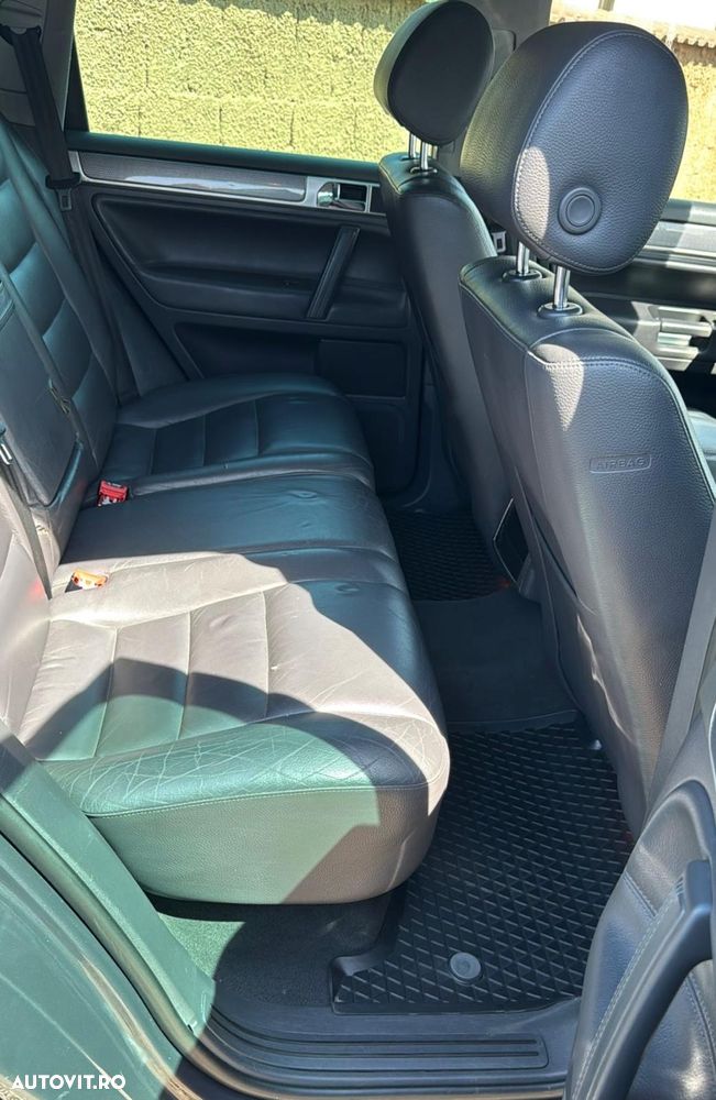 Volkswagen Touareg - 11