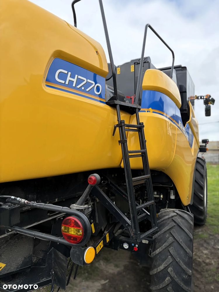 New Holland CH7.70 - 6