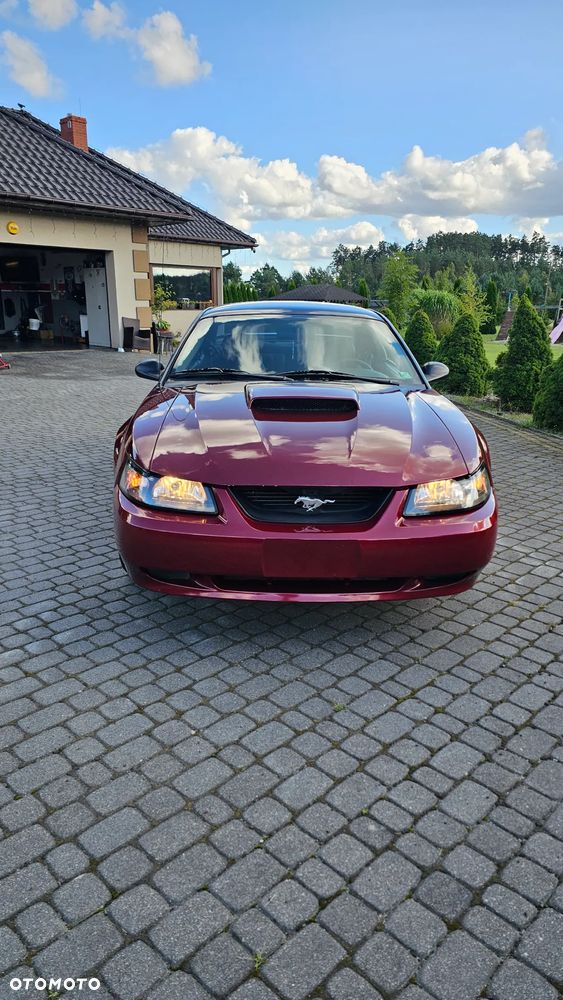 Ford Mustang 4.6 V8 GT - 25
