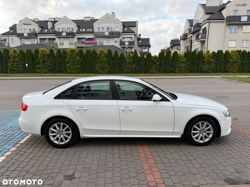 Audi A4 Limousine 2.0 TDI Quattro Line - 4