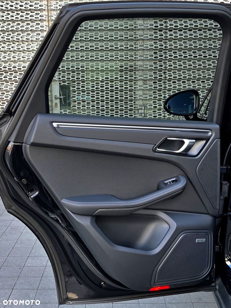 Porsche Macan - 21