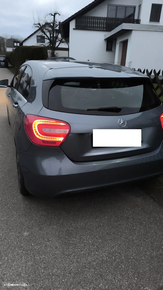 Mercedes-Benz A 180 (BlueEFFICIENCY) - 7