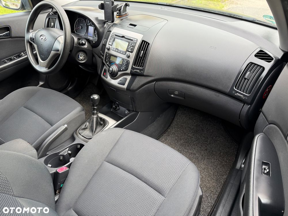 Hyundai i30 1.6 blue Style - 10