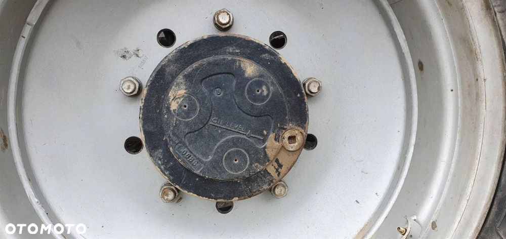 MOST PRZEDNI CASE CVX 150 20025 CARRARO 15.82/1 08 - 3