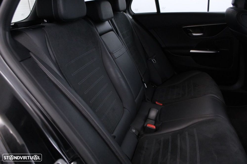 Mercedes-Benz C 300 - 16