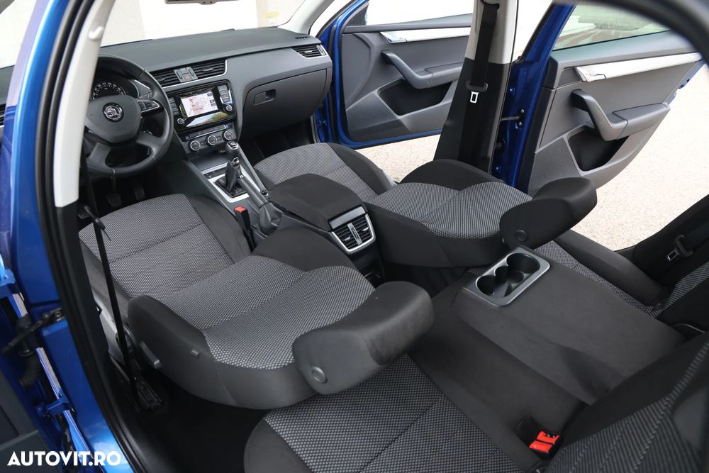 Skoda Octavia 1.6 TDI GREENLINE - 8