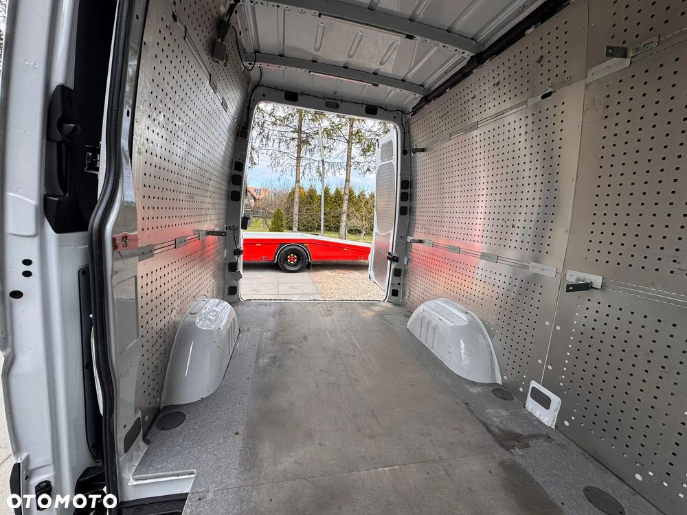 Mercedes-Benz SPRINTER SREDNIAK KLIMATYZACA - 15