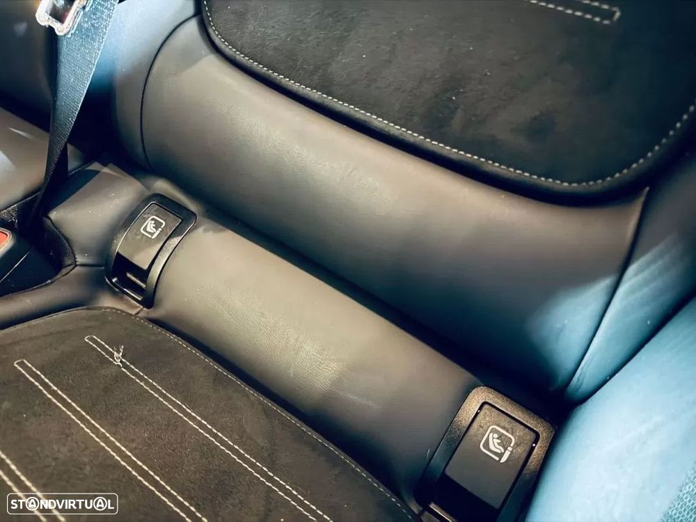 Mercedes-Benz C 300 d AMG Line - 26