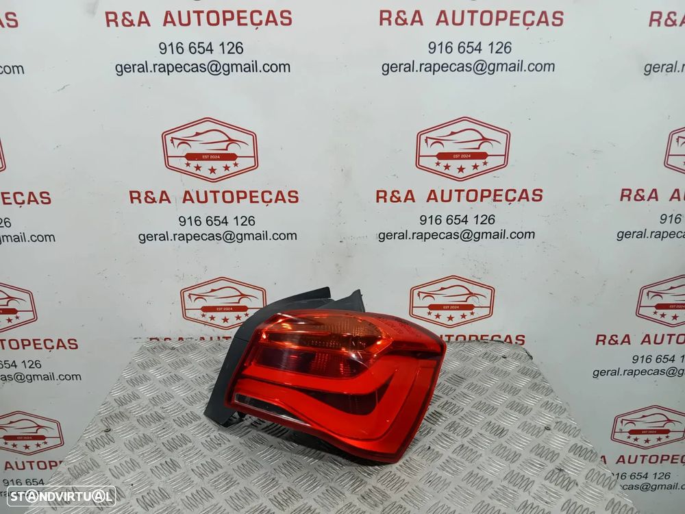 Farolins Farolim Direito BMW Série 1 F20 F21 LED LCI Original - 6