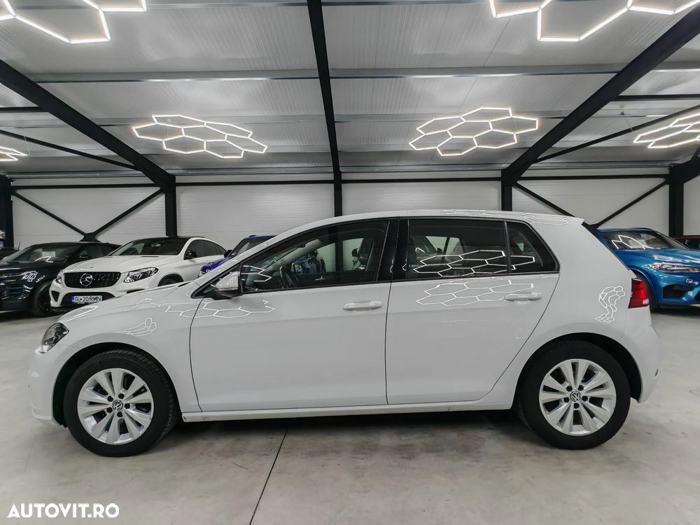 Volkswagen Golf 2.0 TDI (BlueMotion Technology) DSG Comfortline - 6