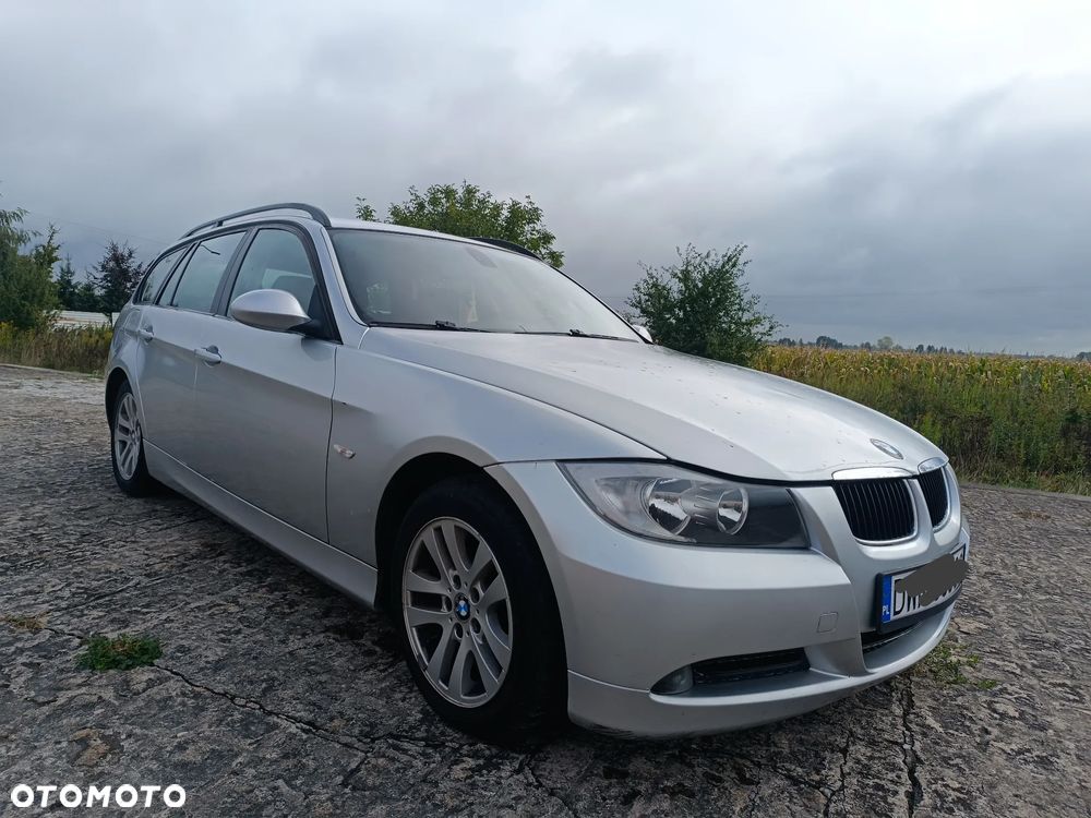 BMW Seria 3 2008 photo 4