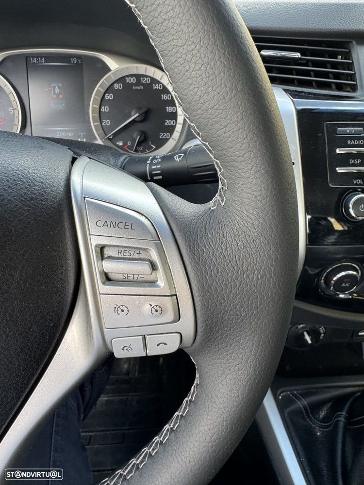 Nissan Navara 2.3 dCi CD 4WD N-Connecta - 7