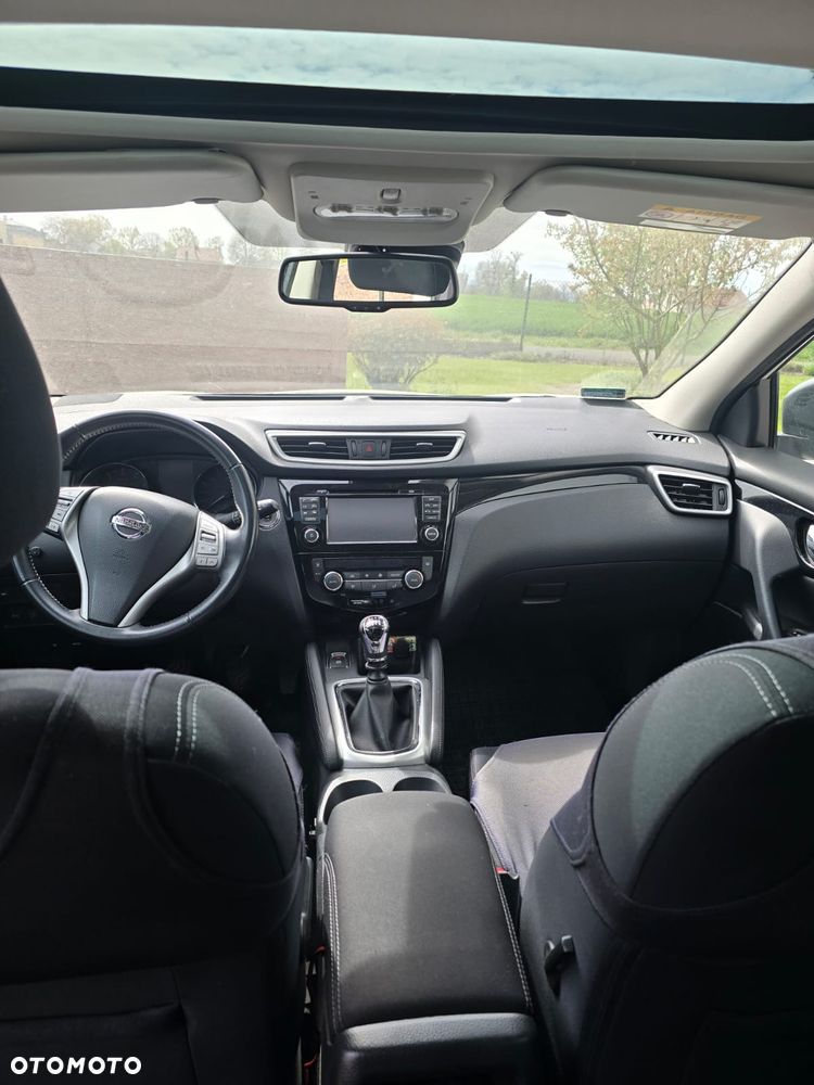Nissan Qashqai 1.2 DIG-T N-Connecta EU6 - 8
