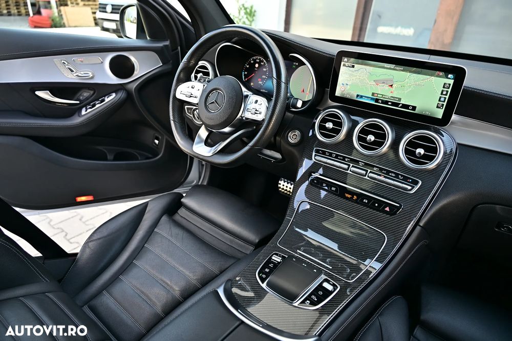 Mercedes-Benz GLC 220 d 4MATIC 9G-TRONIC AMG Line Plus - 9