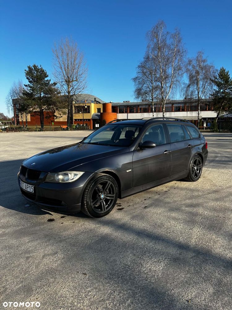 BMW Seria 3 318d - 1