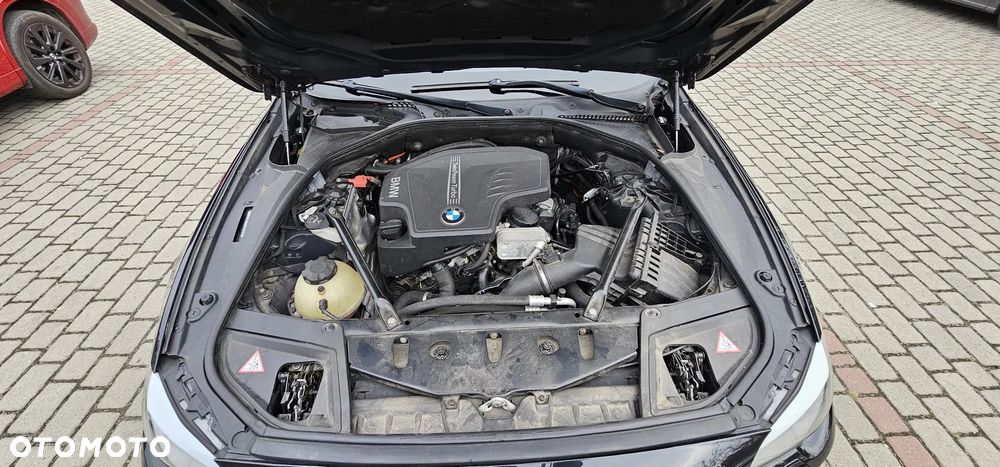 BMW Seria 5 - 13
