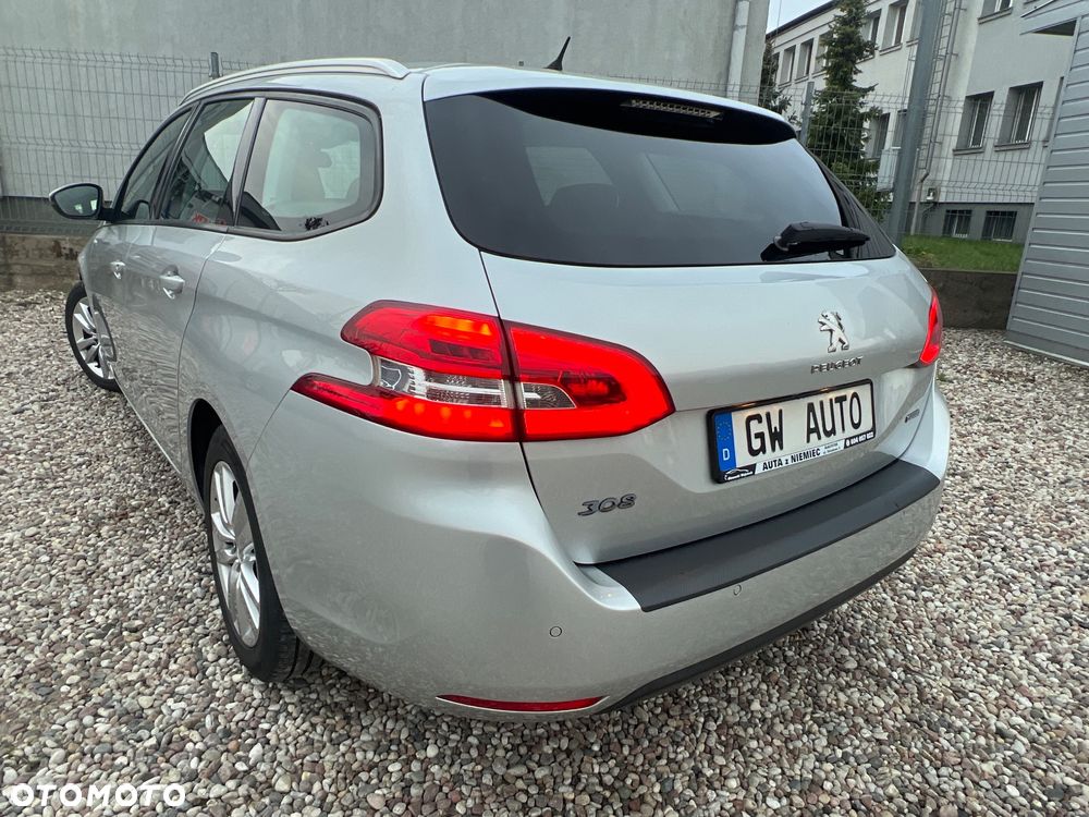 Peugeot 308 BlueHDi 120 Stop & Start Niveau 2 Business-Line - 11