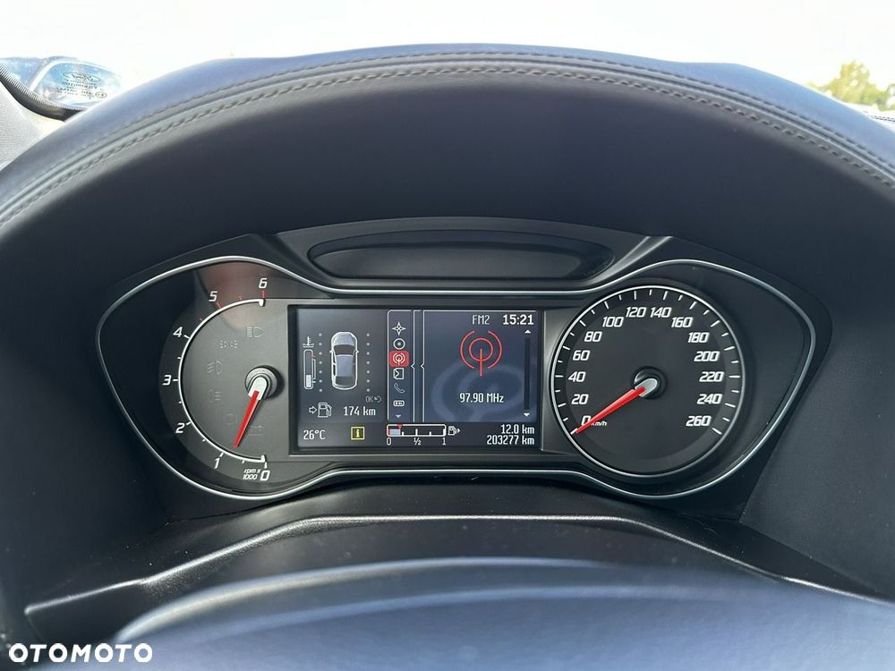 Ford Mondeo - 21