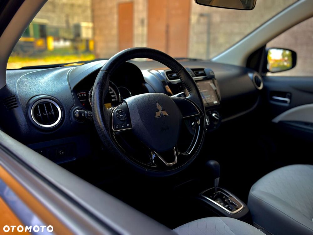 Mitsubishi Space Star 1.2 Intense CVT - 12