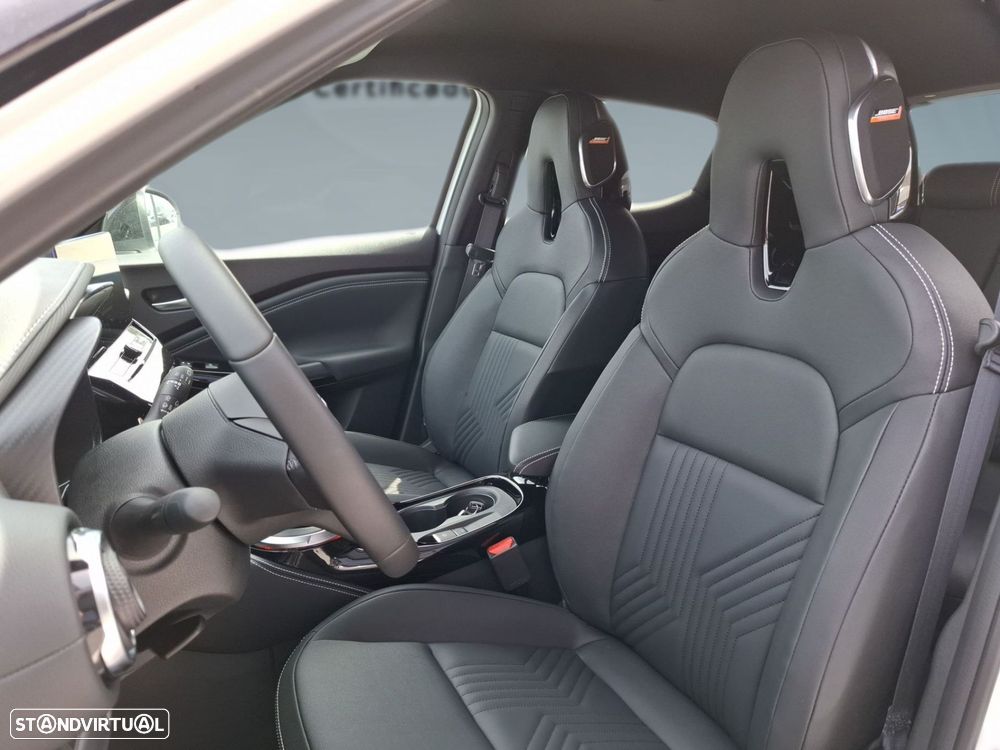 Nissan Juke 1.0 DIG-T Tekna — fotografia 11