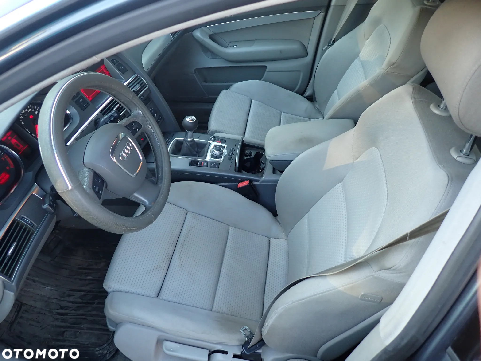 CZĘŚCI - Audi A6 C6 2,0TFSI 170KM BPJ SEDAN 6B GVC LAKIER LZ7R 2006r. INDEX - 9258 - 11