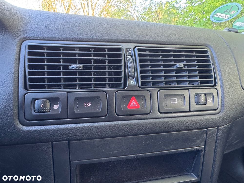 Volkswagen Golf - 17