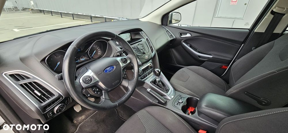 Ford Tourneo Connect - 15