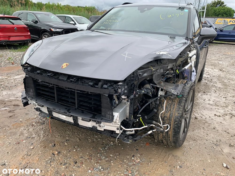 Porsche Cayenne Tiptronic S - 9
