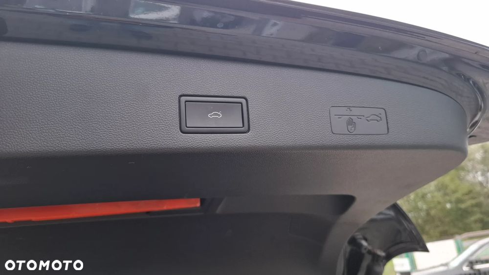 Volkswagen Golf VIII 2.0 TDI Style DSG - 35