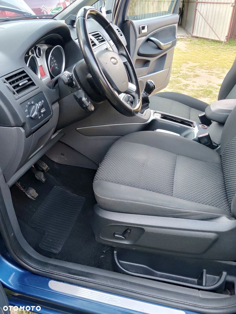Ford C-MAX 2.0 Titanium - 15