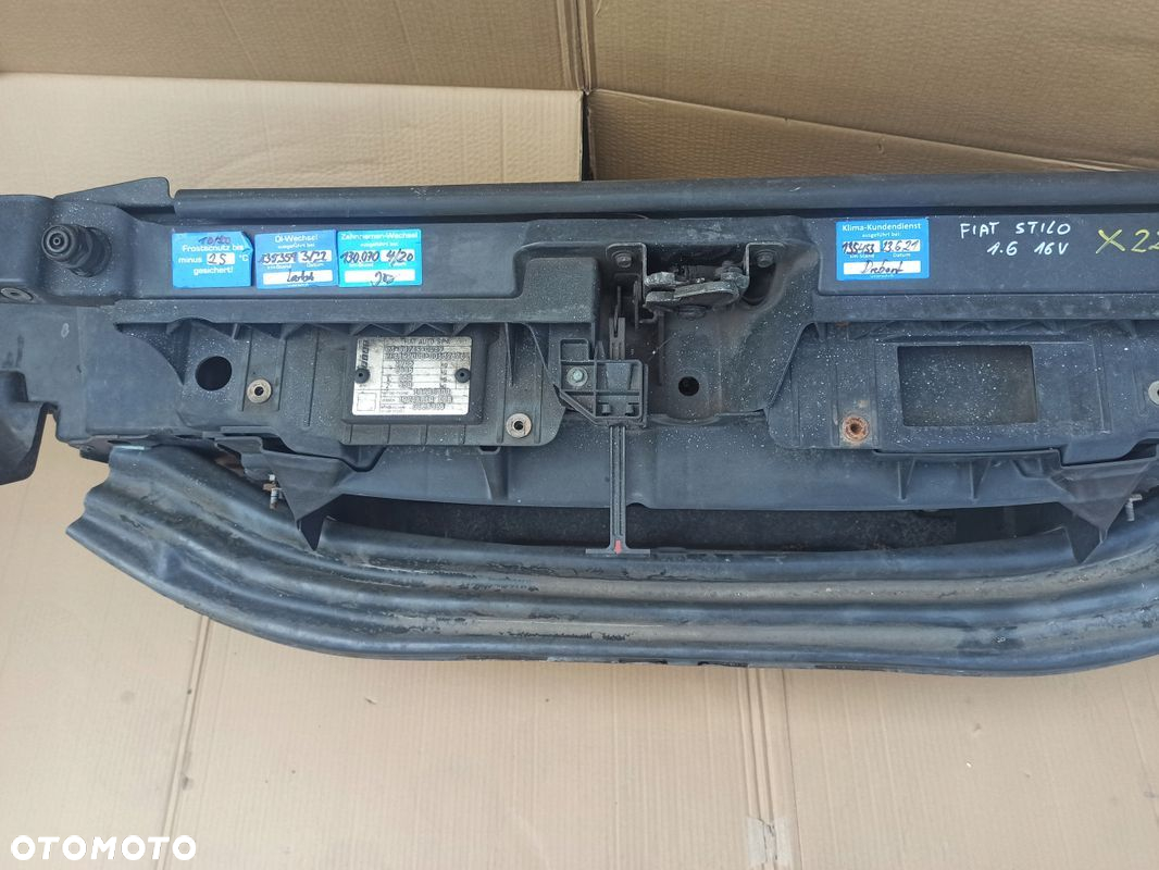 Pas przedni wzmocnienie chłodnice FIAT STILO 1.6 16V benzyna Europa - 2