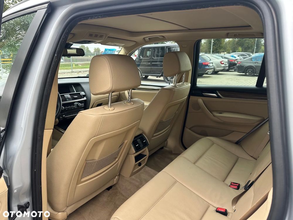 BMW X3 xDrive28i - 10