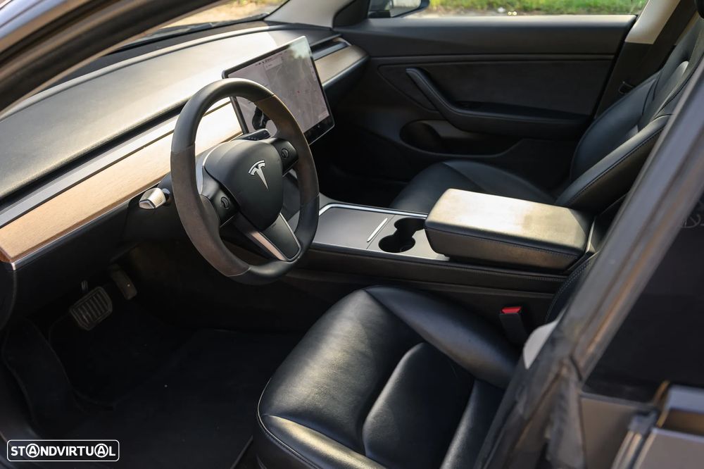 Tesla Model 3 Long Range Tração Integral - 18