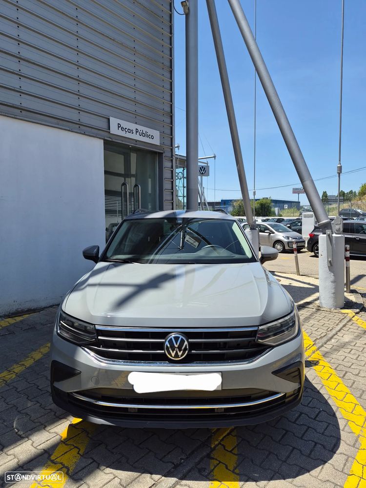 VW Tiguan 1.5 TSI Life DSG - 2